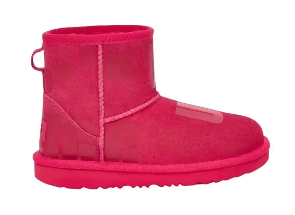 NWOB UGG Classic Mini Scatter Graphic Boot In Pink Size 5Y/W6.5